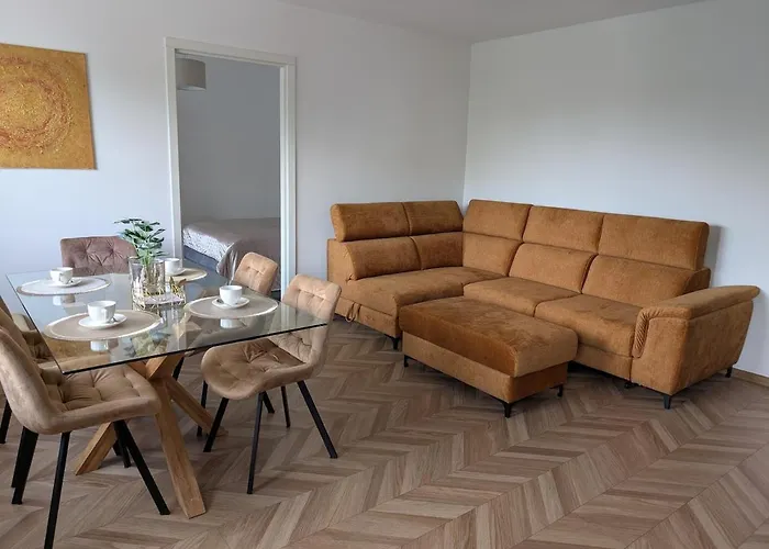 Lindalya * 派尔努